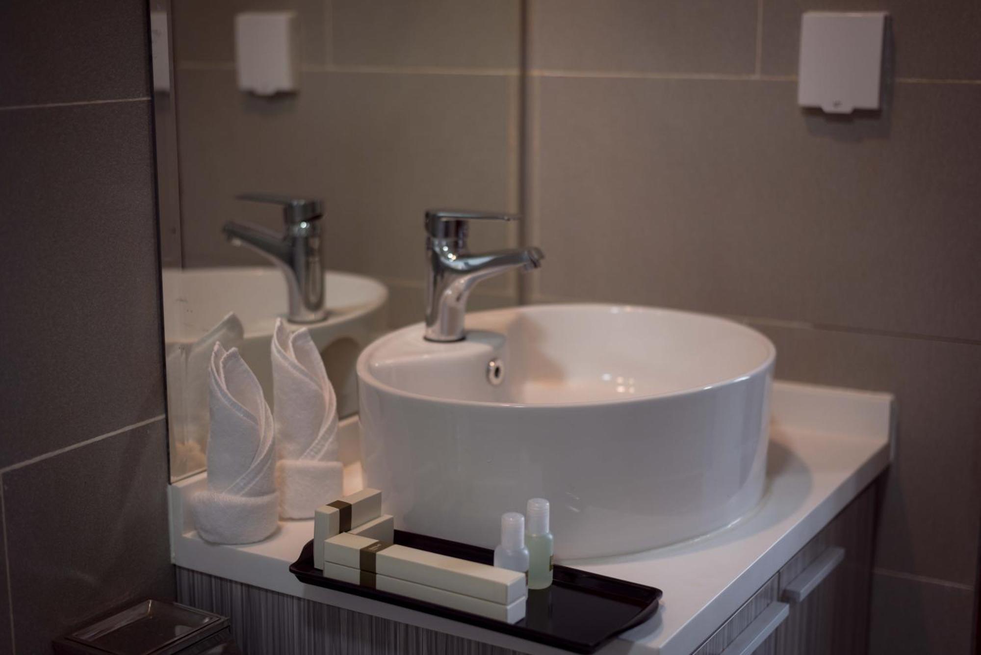 Soho Residence Phnom Penh Room photo
